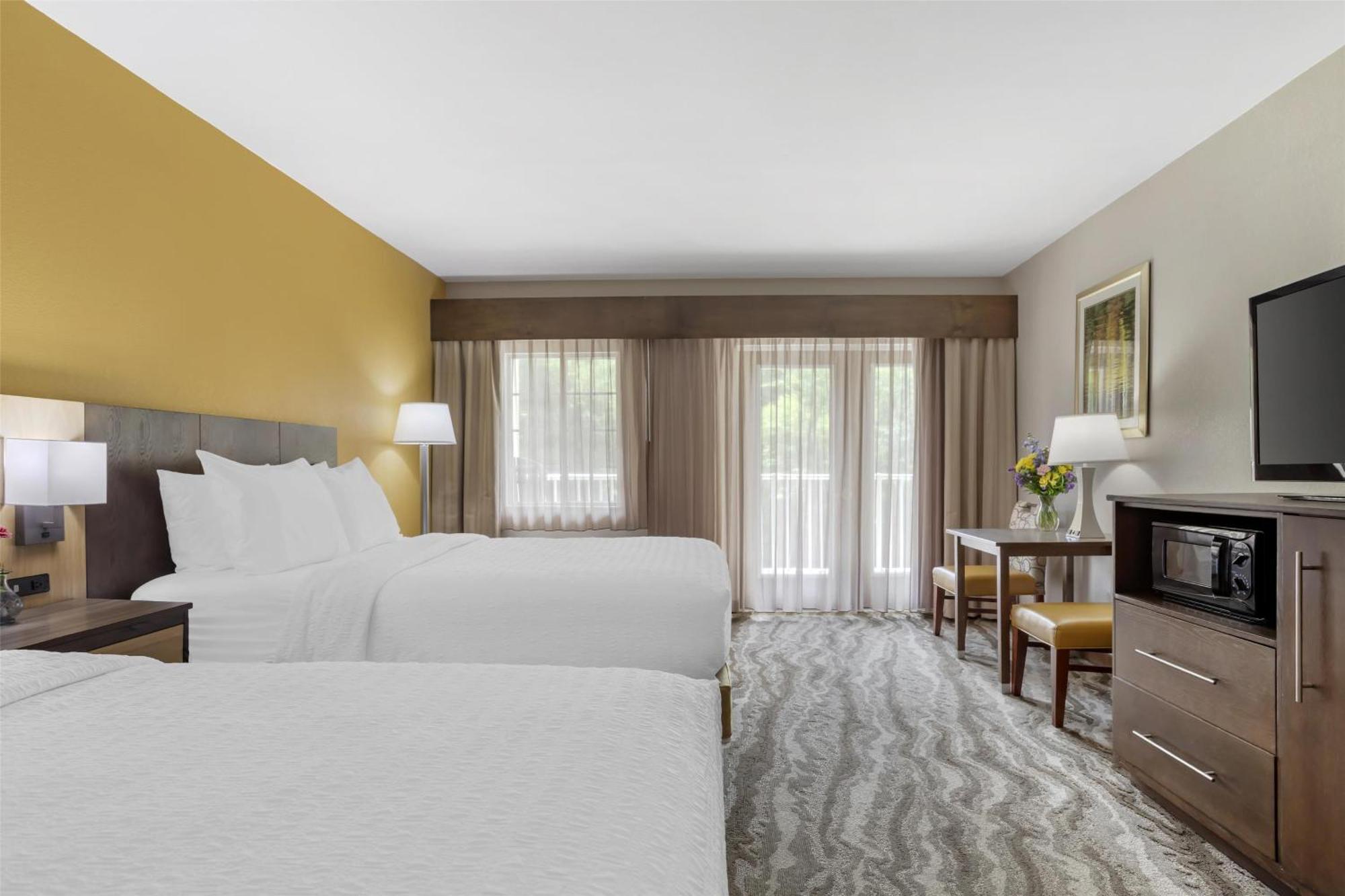 Best Western Plus River Escape Sylva / Dillsboro Exterior photo
