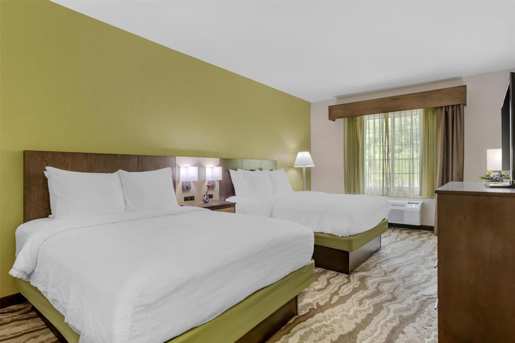 Best Western Plus River Escape Sylva / Dillsboro Exterior photo