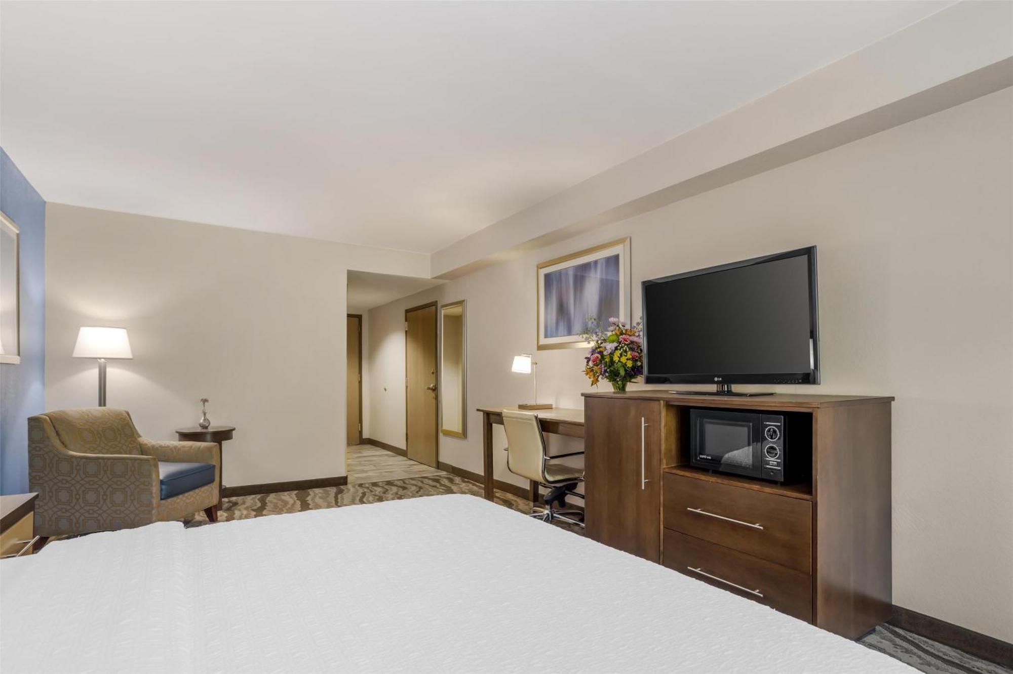Best Western Plus River Escape Sylva / Dillsboro Exterior photo