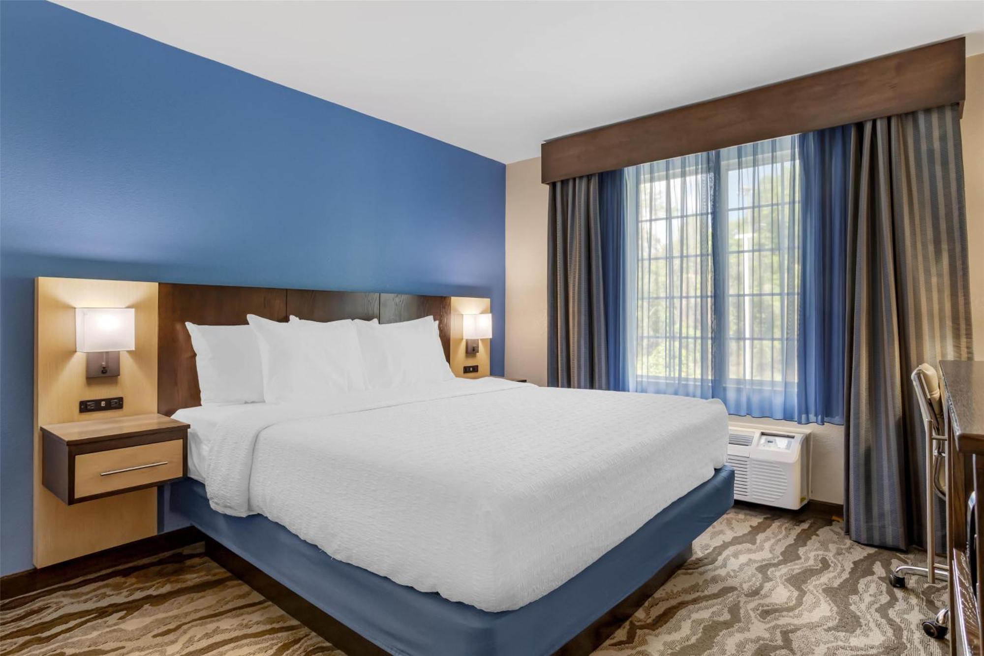 Best Western Plus River Escape Sylva / Dillsboro Exterior photo