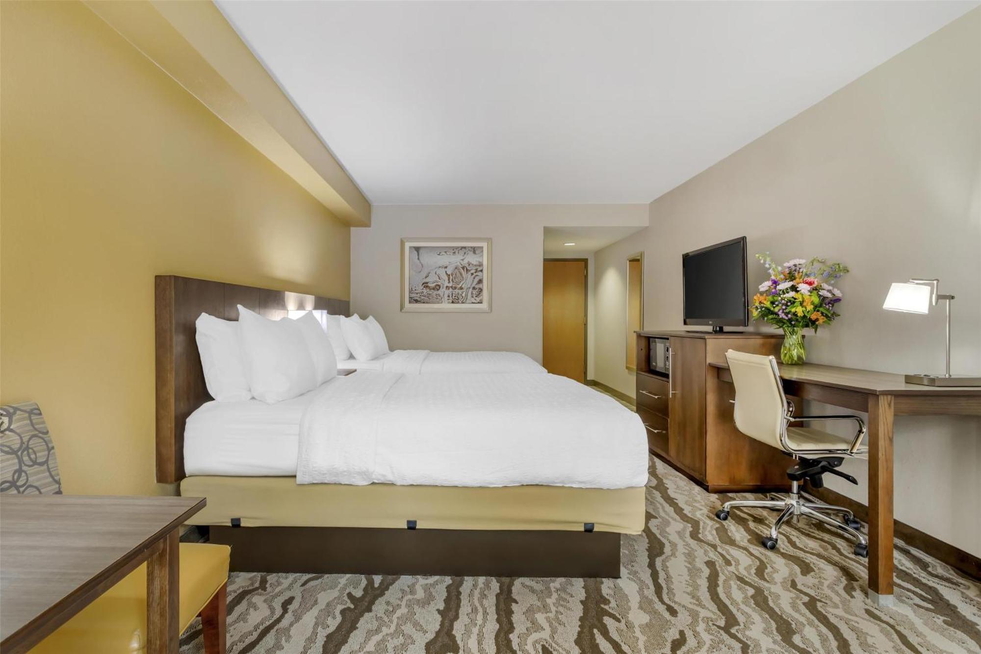 Best Western Plus River Escape Sylva / Dillsboro Exterior photo