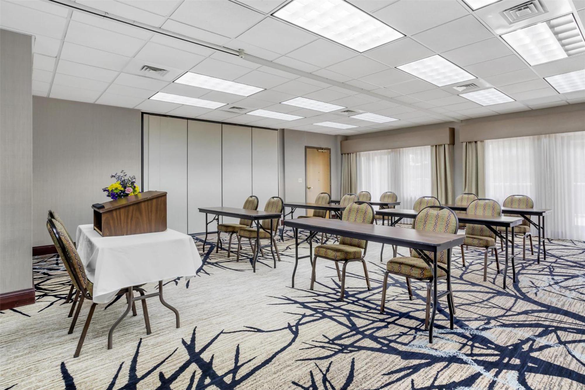 Best Western Plus River Escape Sylva / Dillsboro Exterior photo